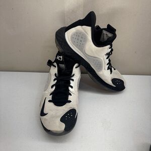 Nike KD Trey 5 7 Men’s Size 8.5 D White/Black Basketball Kevin Durant Shoes